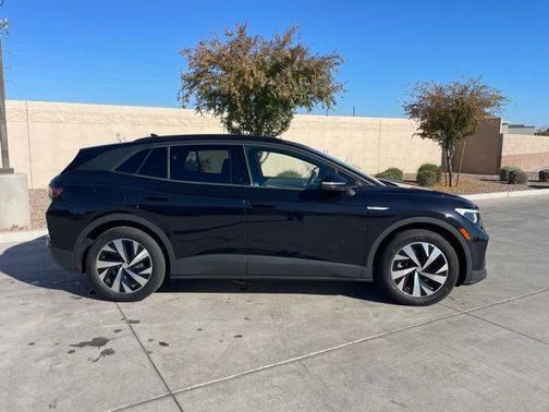 2023 Volkswagen ID.4 Pro