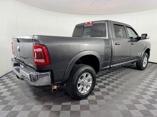 2019 RAM 2500 Laramie Crew Cab 4x4 6'4' Box