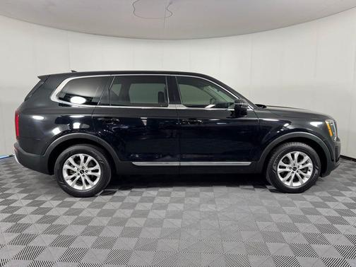 2021 Kia Telluride LX