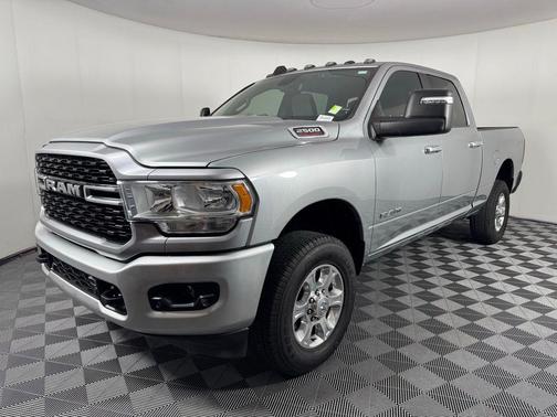 2023 RAM 2500 Big Horn Crew Cab 4x4 6'4' Box