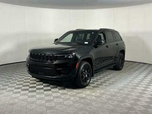 2024 Jeep Grand Cherokee Altitude