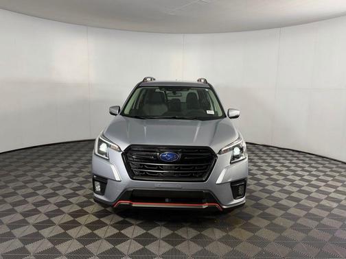 Ice Silver Metallic 2024 Subaru Forester Sport