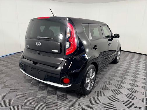 2017 Kia Soul EV +