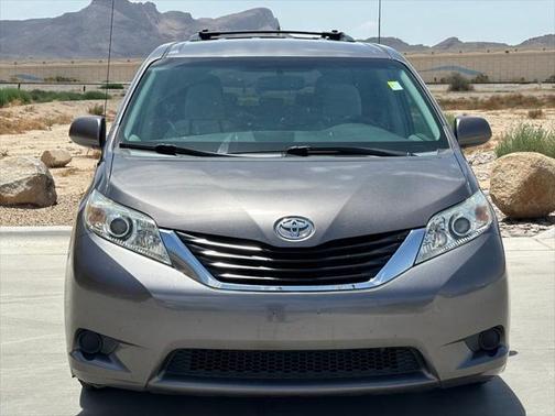 2014 Toyota Sienna LE
