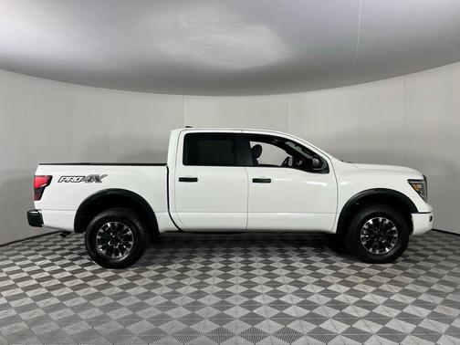 2023 Nissan Titan PRO-4X