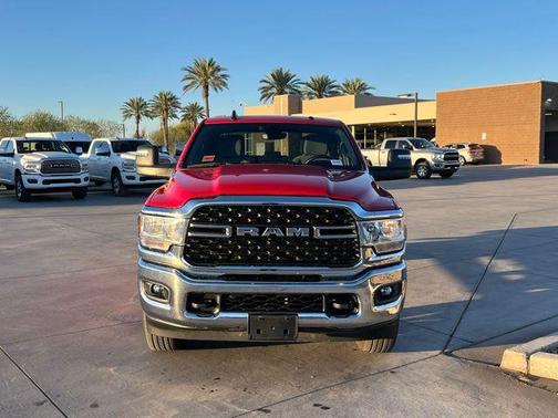 2024 RAM 2500 Big Horn Crew Cab 4x4 6'4' Box