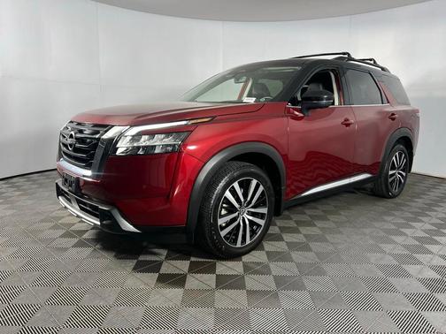 2023 Nissan Pathfinder Platinum 4WD