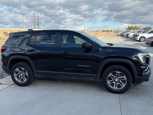 2025 GMC Terrain FWD Elevation