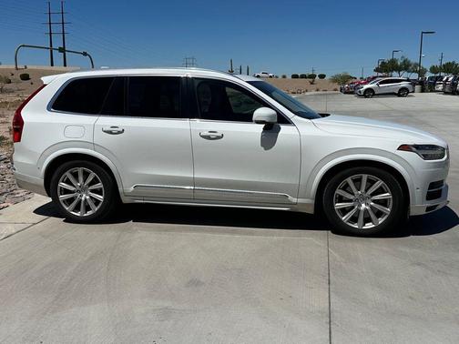 2016 Volvo XC90 Hybrid T8 Inscription