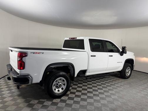 2025 Chevrolet Silverado 3500 WT