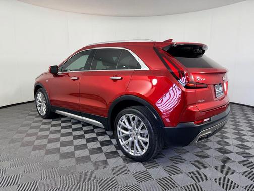 2019 Cadillac XT4 Premium Luxury
