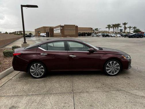 2024 Nissan Altima 2.5 SL