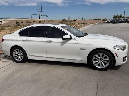 Alpine White 2016 BMW 528 528i
