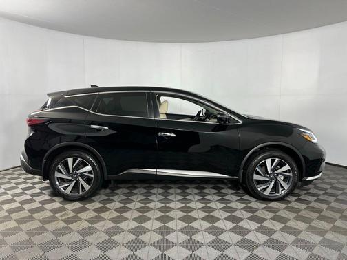 2024 Nissan Murano SL FWD