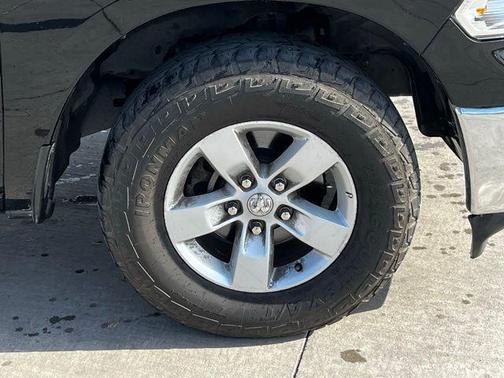 2024 RAM 1500 Classic SLT