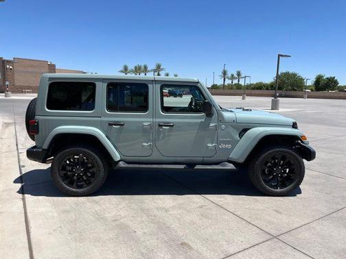 Earl Clearcoat 2024 Jeep Wrangler 4xe Sahara
