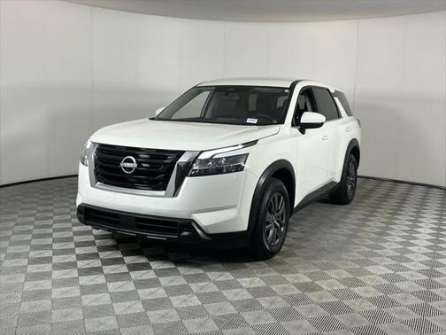 2022 Nissan Pathfinder S 4WD