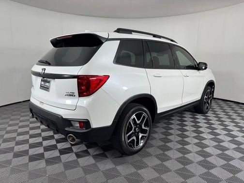 2023 Honda Passport AWD Elite