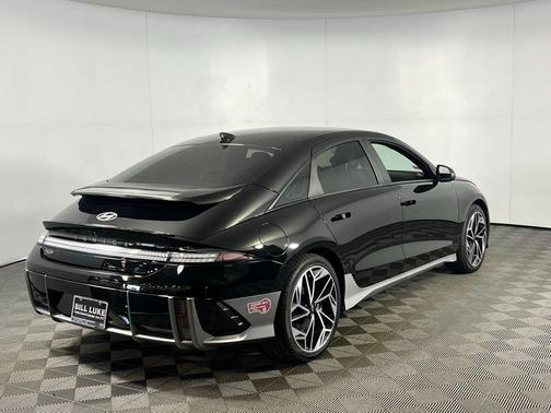 2024 Hyundai IONIQ 6 SEL