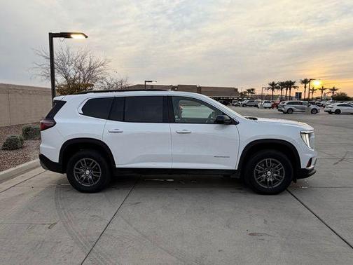 2025 GMC Acadia FWD Elevation