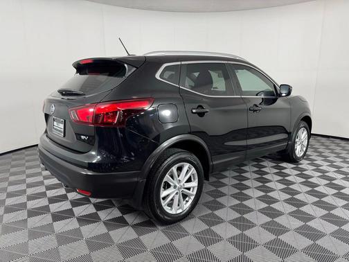 2018 Nissan Rogue Sport SV