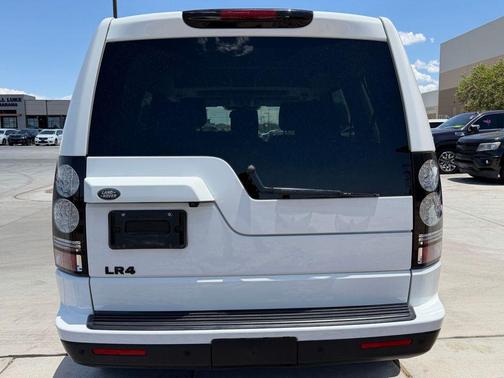 Fuji White 2014 Land Rover LR4 Base