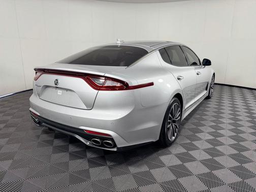 2018 Kia Stinger Premium