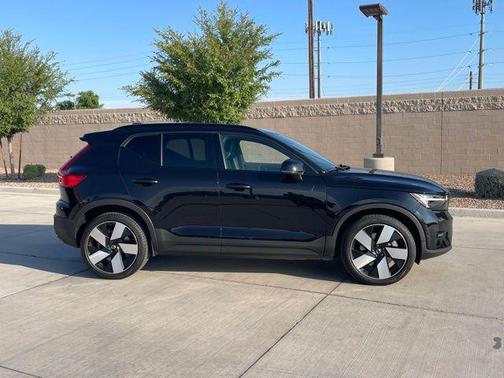 2023 Volvo XC40 Recharge Pure Electric Twin Ultimate