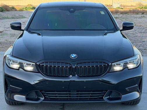 2020 BMW 330 330i