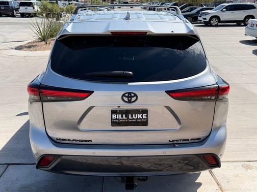 Celestial Silver Metallic 2023 Toyota Highlander Limited