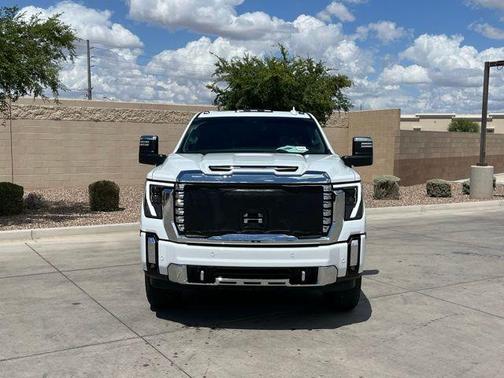 Summit White 2024 GMC Sierra 2500 Denali