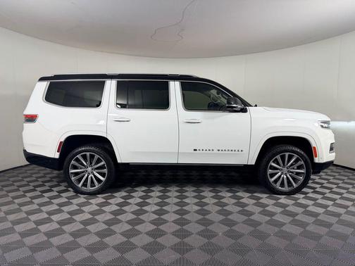 2023 Jeep Grand Wagoneer 4x4