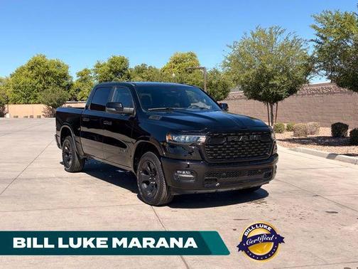 Diamond Black Crystal Pearlcoat 2025 RAM 1500 Big Horn/Lone Star