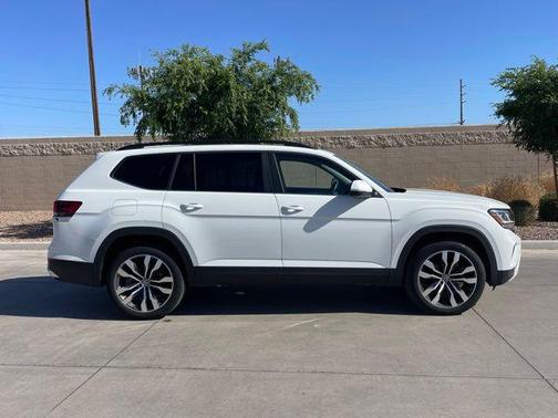 2022 Volkswagen Atlas 3.6L SE w/Technology