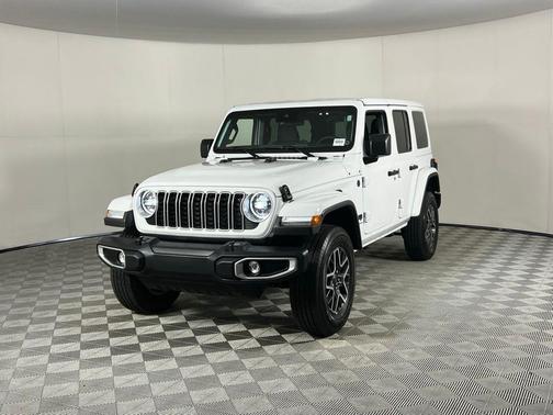 2025 Jeep Wrangler 4-Door Sahara 4x4
