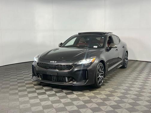 2023 Kia Stinger GT-Line