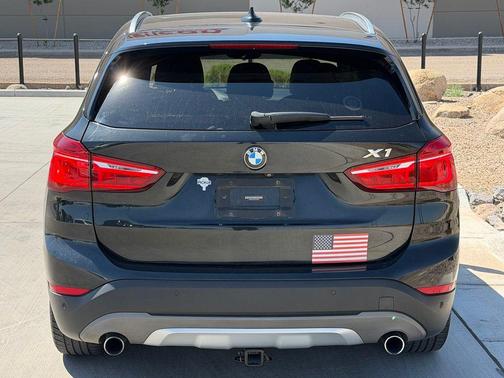 Black Sapphire Metallic 2017 BMW X1 xDrive 28i