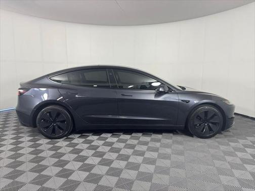 2024 Tesla Model 3 Standard Range