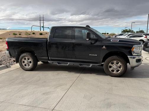 2020 RAM 2500 Big Horn Crew Cab 4X4 6'4' Box