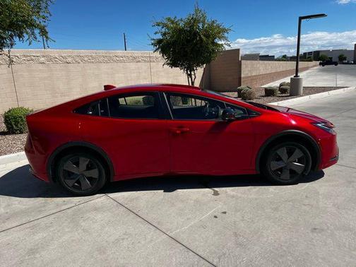 2024 Toyota Prius LE