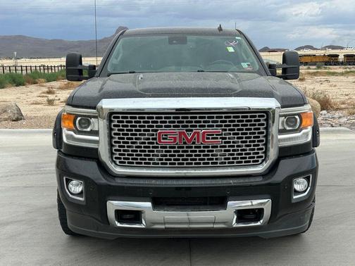 2015 GMC Sierra 2500 Denali