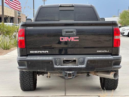 2015 GMC Sierra 2500 Denali