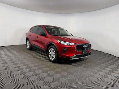 Rapid Red Metallic Tinted Clearcoat 2025 Ford Escape Active