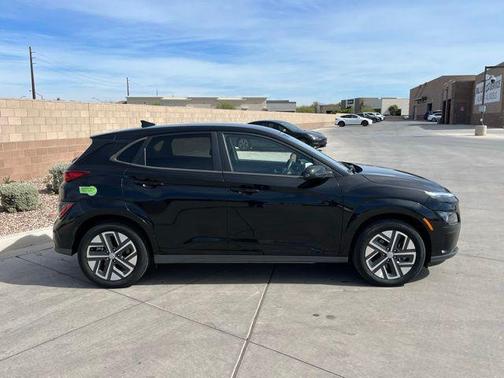 2023 Hyundai KONA EV SE