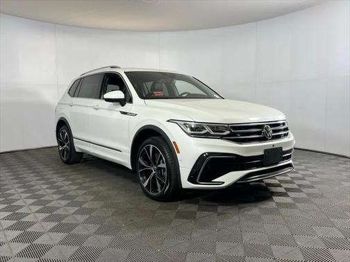 2022 Volkswagen Tiguan 2.0T SEL R-Line 4MOTION
