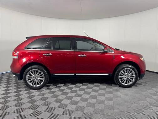 2013 Lincoln MKX Base