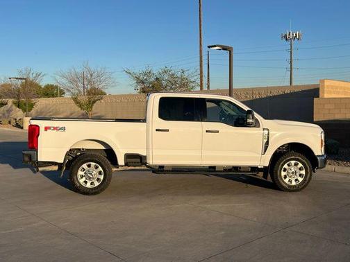 2024 Ford F-350 XLT