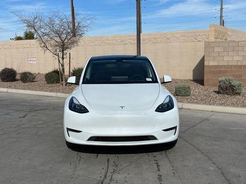 2025 Tesla Model Y Long Range Dual Motor Rear-Wheel Drive
