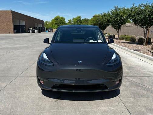 2024 Tesla Model Y Long Range Dual Motor All-Wheel Drive
