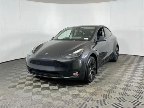 2024 Tesla Model Y Long Range Dual Motor All-Wheel Drive